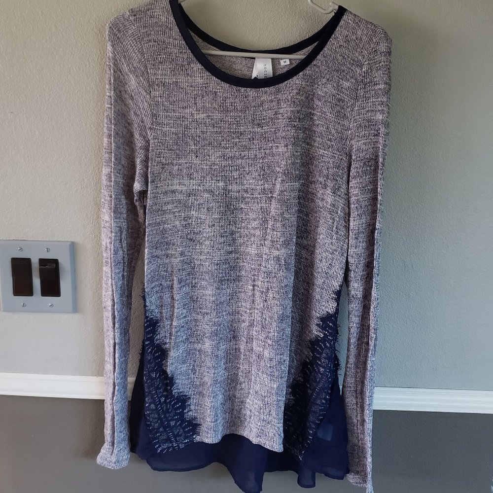 Women's sweater size medium